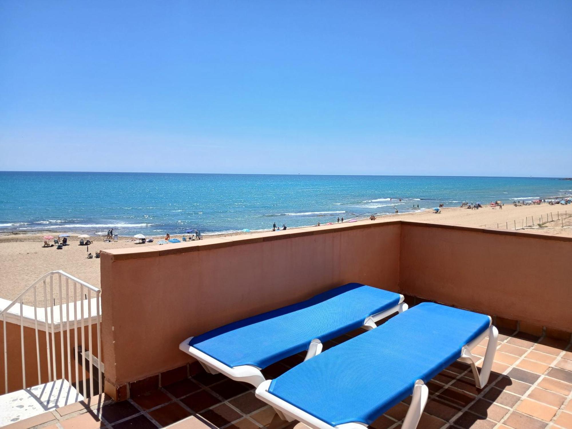 Lloyds Beach Club Torrevieja Exterior foto