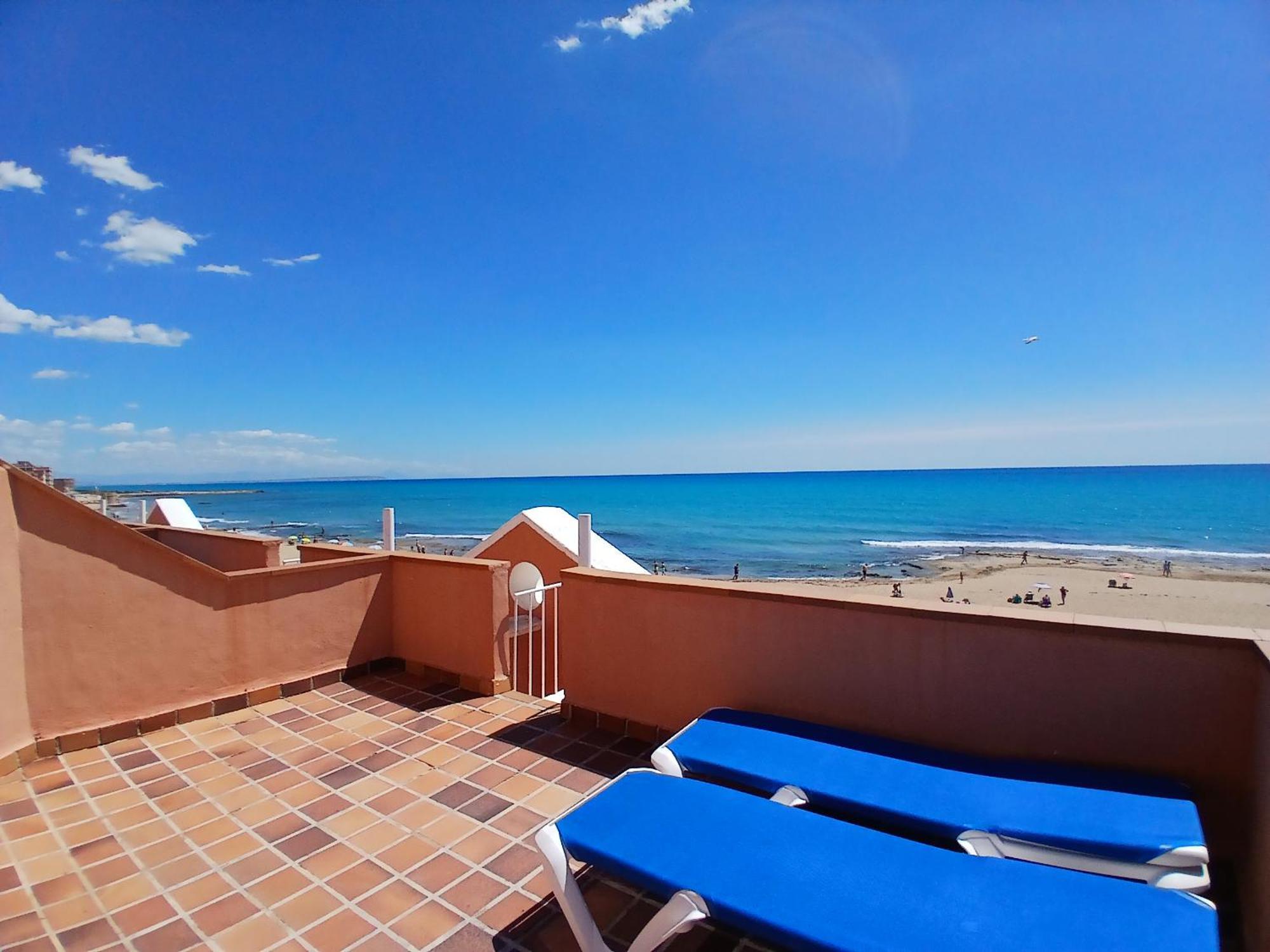 Lloyds Beach Club Torrevieja Exterior foto